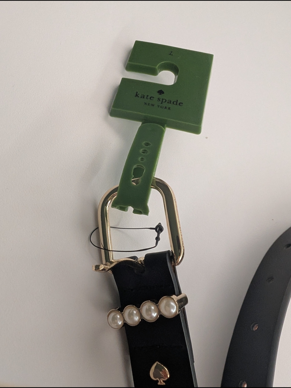Kate Spade Classic Black Leather Belt with Gold Buckle - Picture 3 of 4